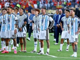 “Mezi prisnin rënien tonë dhe përhapën teori konspiracioni”, ylli argjentinas reagon pas humbjes në finale – Kampionet